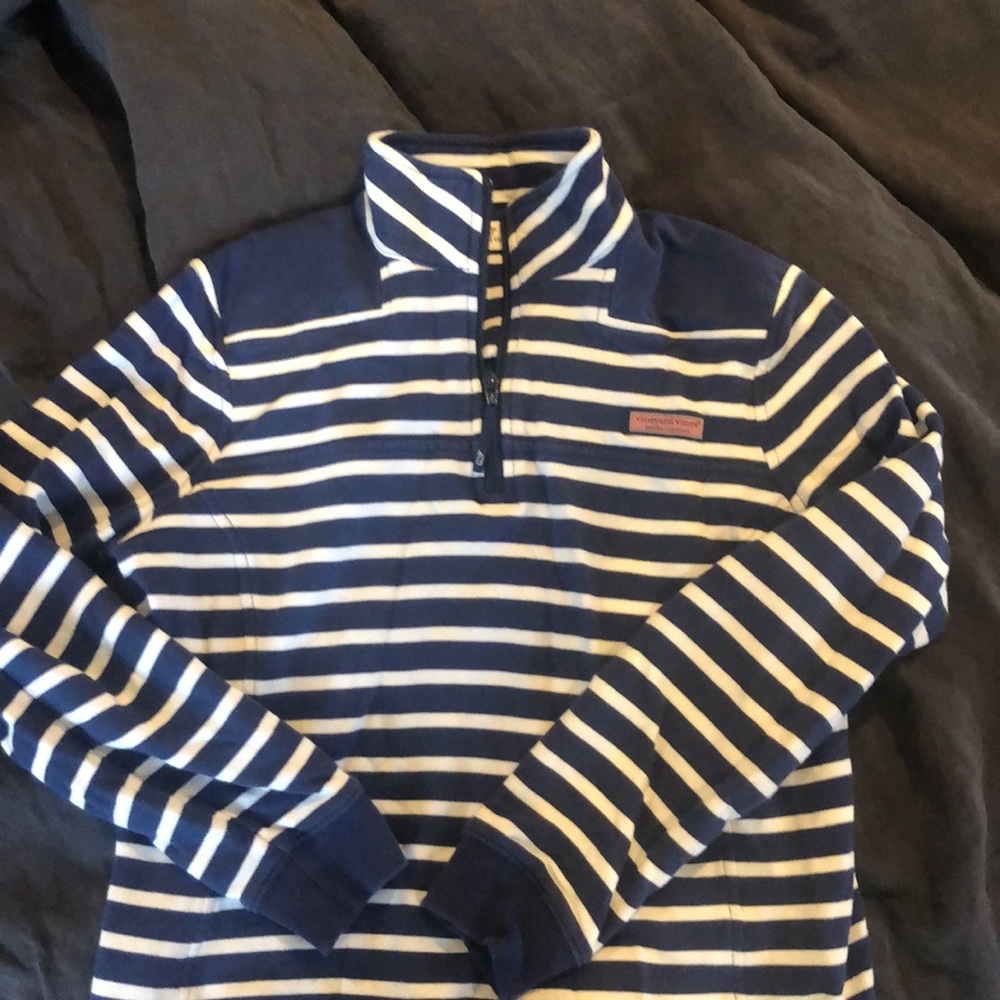 EUC vineyards vines shep shirt women SMALL
